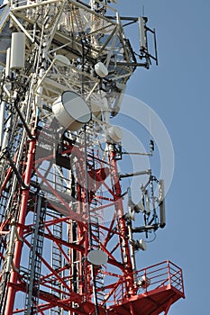 Telecommunication tower with cell phone antenna system