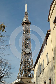 Telecommunication tower : the Eiffel Tower's little sister