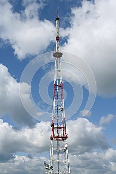 Telecommunications antenna