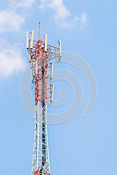 Telecommunications tower