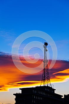 Telecommunications tower