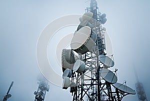 Telekomunikácie veže 