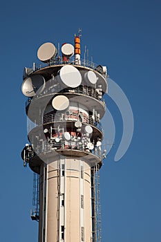 Telecomunications tower