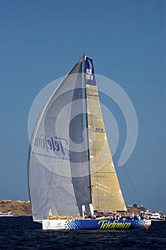 The Telefonica blue in VOR