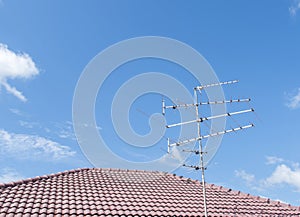 Television antenna