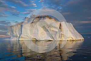 Tempanos en la peninsula Antartica