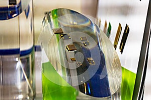 Temperature-compensated quartz oscillators and resonators