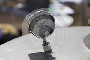 temperature dial gage ;