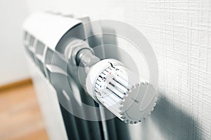 Temperature knob of heating radiator