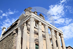 Tempio di Antonino e Faustina photo