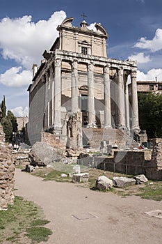 Temple of antonius and faustina,