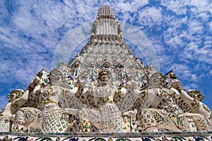 The Temple of Dawn, prang of Wat Arun Ratchawararam photo