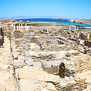 temple in delos greece the historycal acropolis and old ruin si