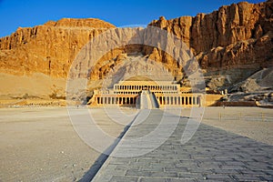 Temple of Hatschepsut, Thebes