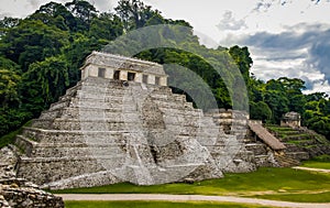 Temple of Inscriptions at mayan ruins of Palenque - Chiapas, Mexico