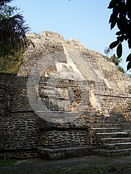 Temple of the Jaguar. Lamanai. photo
