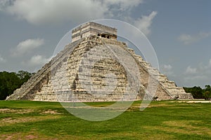 Temple of KukulcÃ¡n El Castillo at Chichen Itza, a large pre-Columbian city built by the Maya people in Mexico