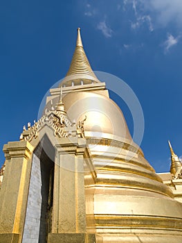 Temple Phra Siratana Chedi photo