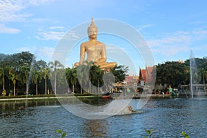 Temple pikulthong