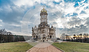 Temple of the Sign of the Blessed Virgin Mary in Dubrovitsy