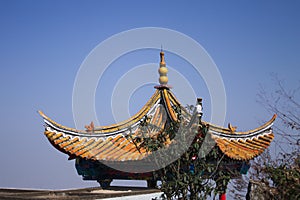 Temple in the sky - Panorama of Kunming - Architectural details