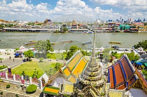 Temple of Wat Arun and Chao Phraya River, Bangkok