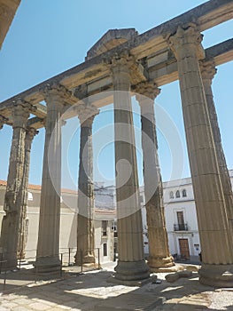 Templo de Diana es un templo romano construido en el siglo i d. C., MÃ©rida, Badajoz photo