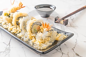 tempura shrimp sushi roll