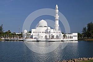 Tengku Tengah Zaharah Mosque