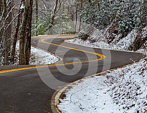 Tennessee Hwy 32 Curves and Snow