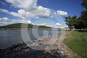 Tennessee River and Guntersville Dam on a sunny day