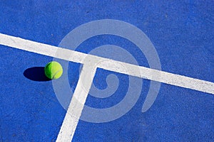 Tennis ball photo