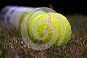 Tennis balls