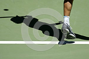 Tennis shadow 02a