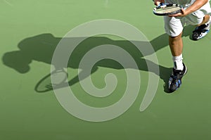 Tennis shadow