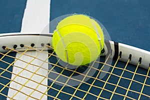 Tennis sport