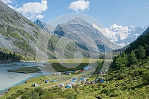 Tent camp near the lake Akkem