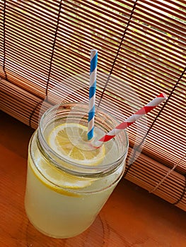 Teopic bar lemonade in jar with straws