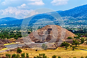 Teotihuacan photo