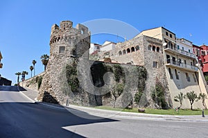 Termoli - Torre Belvedere da Via del Porto photo