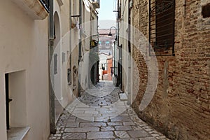 Termoli - Vicolo lungo Via Duomo photo