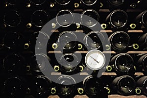 Termometer in winecellar