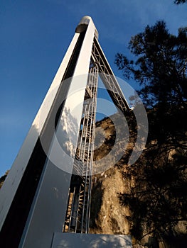 Terrace elevator by the river