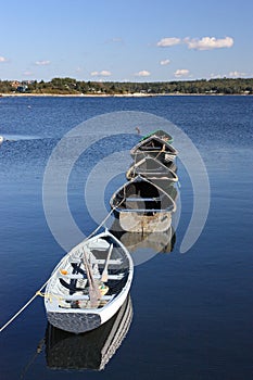 Tethered dories