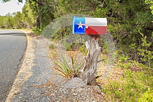 Texas Flag Mailbox on a Tree Stump