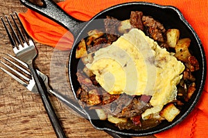 Texas Skillet Breakfast with Steak, Potato and Egg