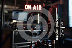 Text On Air, radio broadcasts, tuning in to live shows and programs