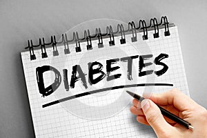 Text note - Diabetes, health concept on notepad