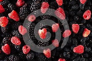 texture of black and red berries fresh fruit blueberries and raspberries