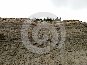 the texture of rocks in the mountains when cut